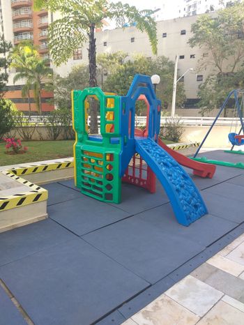 Foto 24 do Coral Gables, em Vila Suzana / São Paulo oferecendo Churrasqueira, Jardim, Piscina, Piscina Infantil, Playground, Quadra Poliesportiva, Sala de Ginástica, Salão de Festa, Sauna