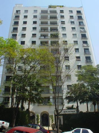 Foto 3 do Baro De Duprat, em Perdizes / São Paulo oferecendo Churrasqueira, Piscina, Piscina Infantil, Playground, Quadra Poliesportiva, Sala de Ginástica, Salão de Festa, Salão de Jogos