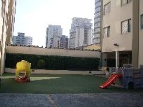 Foto 8 do Lotus Pompia, em Vila Pompéia / São Paulo oferecendo Children Care, Piscina, Piscina Infantil, Playground, Quadra Poliesportiva, Sala de Ginástica, Salão de Festa