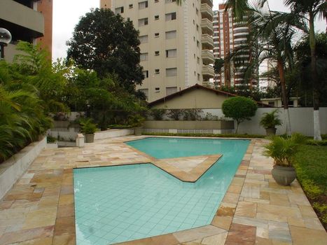 Foto 5 do Castel De Firenze, em Campo Belo / São Paulo oferecendo Piscina, Piscina Infantil, Salão de Festa