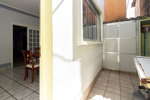 Foto 11 do(a) Casa de 4 quartos à venda em Vila Yolanda, Osasco