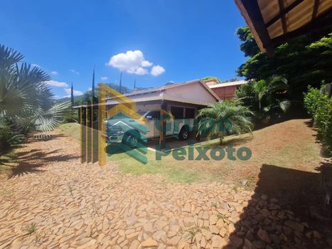 Foto 11 do(a) Fazenda / Sítio / Chácara de 3 quartos à venda em Vianópolis, Betim