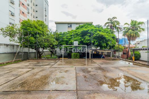 Foto 38 do(a) Apartamento de 3 quartos à venda em Cristal, Porto Alegre