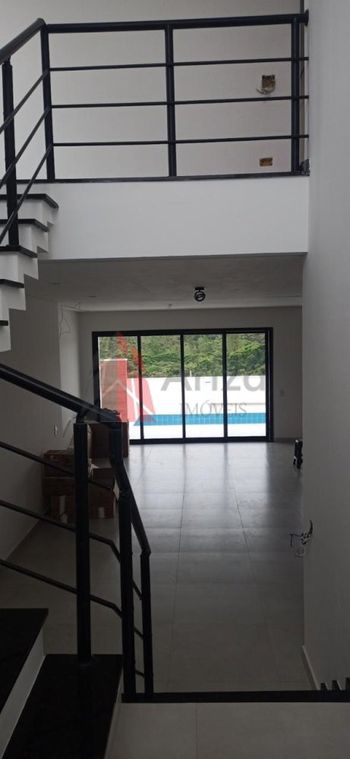 Foto 2 do(a) Casa em Condomínio de 3 quartos à venda em Cézar de Souza, Mogi das Cruzes
