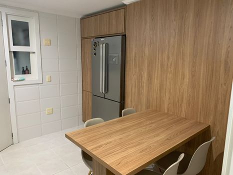 Foto 17 do(a) Apartamento de 3 quartos à venda em Jardim Lindóia, Porto Alegre