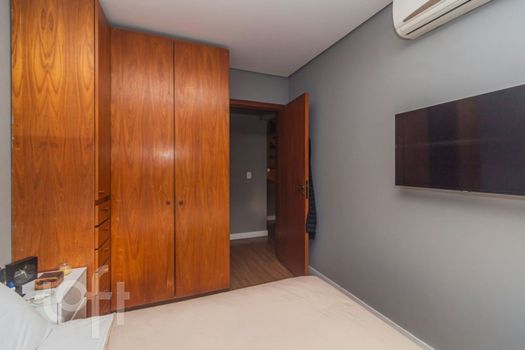 Foto 9 do(a) Apartamento de 2 quartos à venda em Jardim Floresta, Porto Alegre