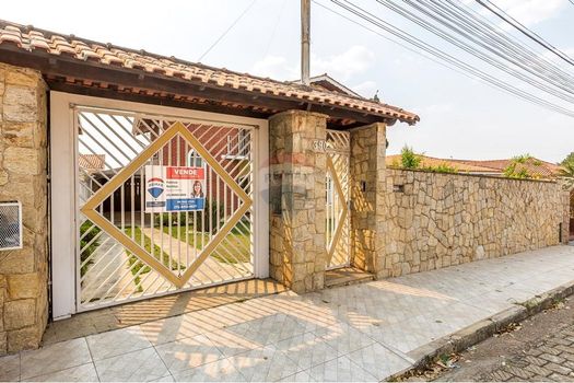 Foto 2 do(a) Casa de 4 quartos à venda em null, Bom Jesus dos Perdões