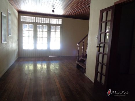 Foto 17 do(a) Casa em Condomínio de 5 quartos à venda em Nogueira, Petrópolis