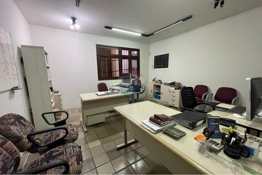 Foto 8 do(a) Sala / Conjunto Comercial de 9 quartos à venda em Capim Macio, Natal