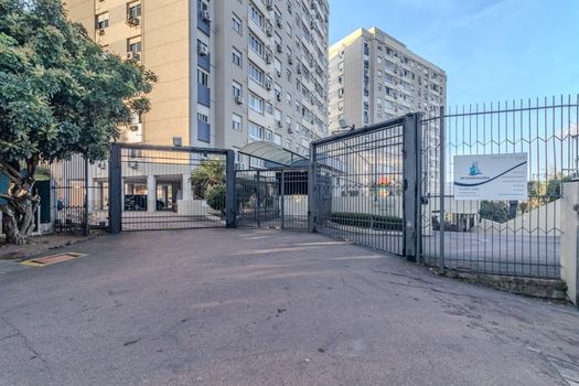 Foto 48 do(a) Apartamento de 3 quartos à venda em Jardim Botânico, Porto Alegre