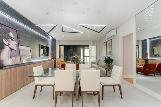 Foto 5 do(a) Apartamento de 3 quartos à venda em Mercês, Curitiba