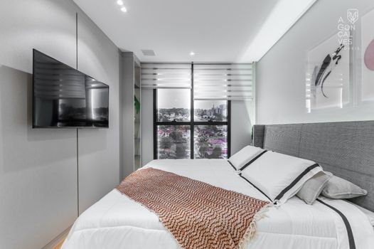 Foto 31 do(a) Apartamento de 3 quartos à venda em Mercês, Curitiba