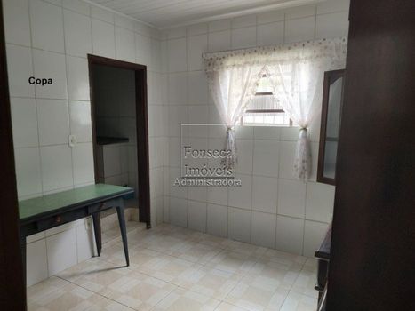 Foto 3 do(a) Casa de 3 quartos à venda em Caxambu, Petrópolis
