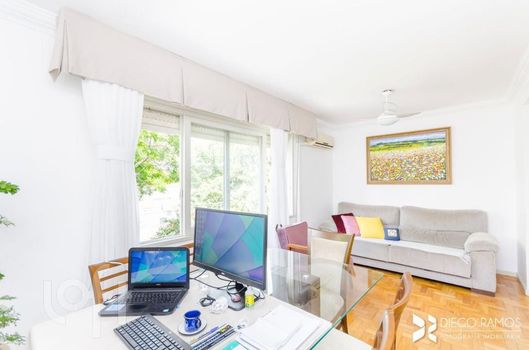 Foto 3 do(a) Apartamento de 3 quartos à venda em Petrópolis, Porto Alegre