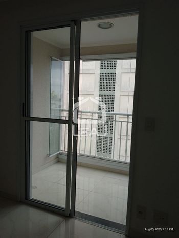 Foto 3 do(a) Apartamento de 3 quartos para alugar em Vila Prel, São Paulo