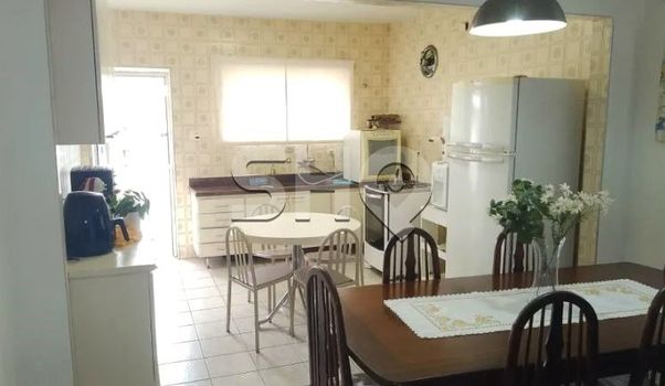 Foto 4 do(a) Casa de 4 quartos à venda em Vila Santa Maria, São Paulo