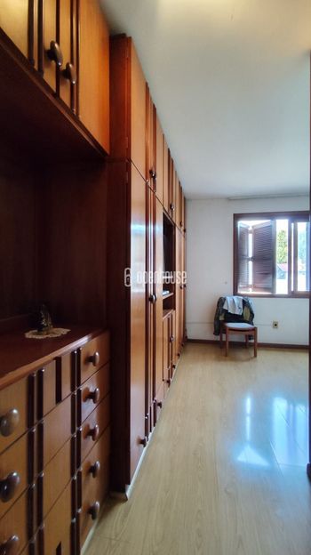 Foto 5 do(a) Apartamento de 4 quartos à venda em Jardim Lindóia, Porto Alegre