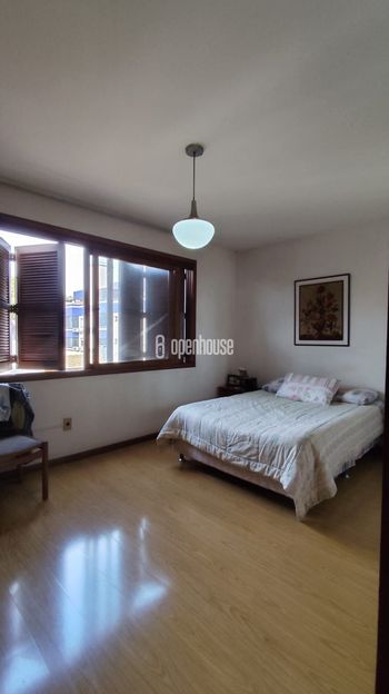 Foto 3 do(a) Apartamento de 4 quartos à venda em Jardim Lindóia, Porto Alegre
