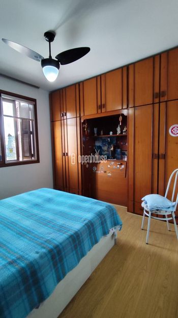 Foto 6 do(a) Apartamento de 4 quartos à venda em Jardim Lindóia, Porto Alegre
