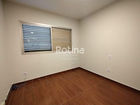 Foto 12 do(a) Apartamento de 4 quartos à venda em Fundinho, Uberlândia