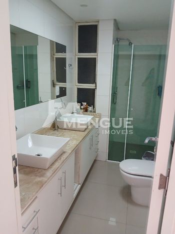 Foto 26 do(a) Apartamento de 3 quartos à venda em Jardim Lindóia, Porto Alegre