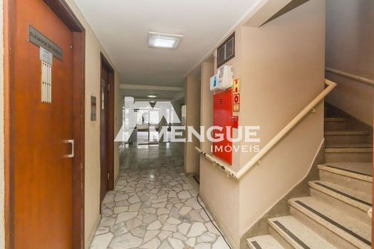 Foto 40 do(a) Apartamento de 3 quartos à venda em Jardim Lindóia, Porto Alegre