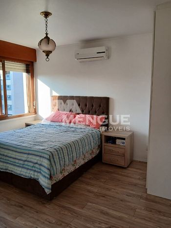 Foto 20 do(a) Apartamento de 3 quartos à venda em Jardim Lindóia, Porto Alegre