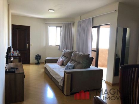 Foto 5 do(a) Apartamento de 4 quartos à venda em Vila Santo Antônio, Maringá