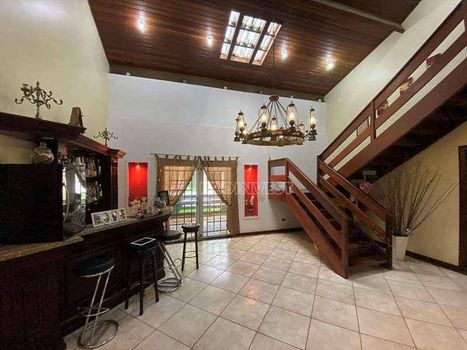 Foto 3 do(a) Casa em Condomínio de 4 quartos para alugar em Chácara dos Junqueiras, Carapicuíba