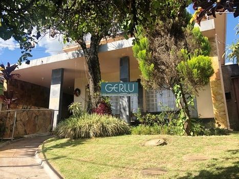 Foto 1 do(a) Casa de 3 quartos à venda em Centro, Betim