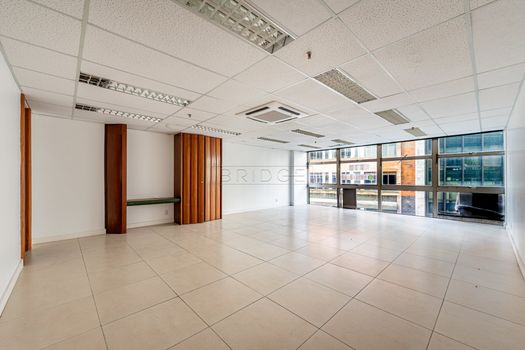 Foto 48 do(a) Sala / Conjunto Comercial false à venda em Centro Histórico, Porto Alegre