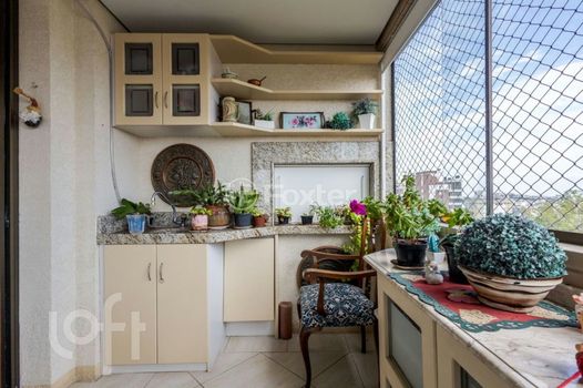 Foto 17 do(a) Apartamento de 3 quartos à venda em Petrópolis, Porto Alegre