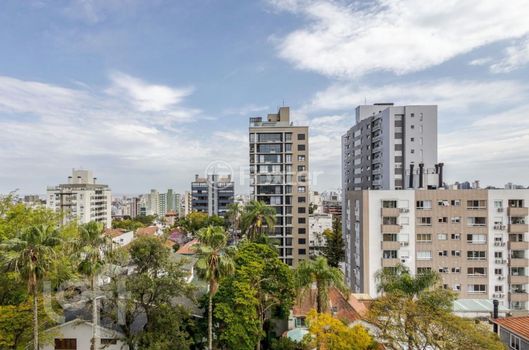 Foto 15 do(a) Apartamento de 3 quartos à venda em Petrópolis, Porto Alegre