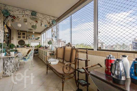 Foto 13 do(a) Apartamento de 3 quartos à venda em Petrópolis, Porto Alegre