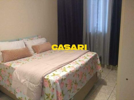 Foto 5 do(a) Casa de 2 quartos à venda em Jardim Santa Cristina, Santo André