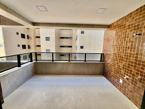 Foto 2 do(a) Apartamento de 3 quartos à venda em Ponta Verde, Maceió