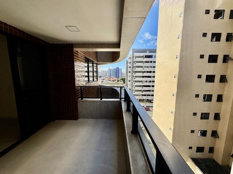 Foto 3 do(a) Apartamento de 3 quartos à venda em Ponta Verde, Maceió