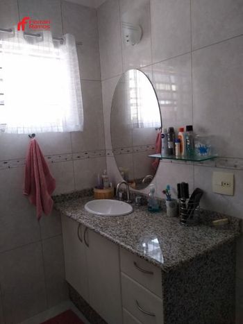 Foto 9 do(a) Casa de 3 quartos à venda em Vila Milton, Guarulhos