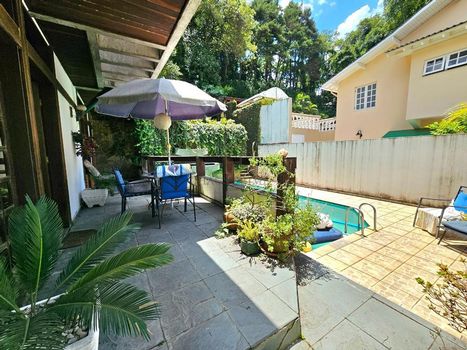 Foto 13 do(a) Casa em Condomínio de 6 quartos à venda em Altos de São Fernando, Jandira