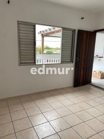 Foto 1 do(a) Casa de 3 quartos para alugar em Parque das Nações, Santo André
