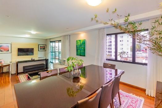 Foto 3 do(a) Apartamento de 4 quartos à venda em Mirandópolis, São Paulo