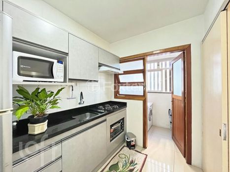 Foto 7 do(a) Apartamento de 2 quartos à venda em Partenon, Porto Alegre