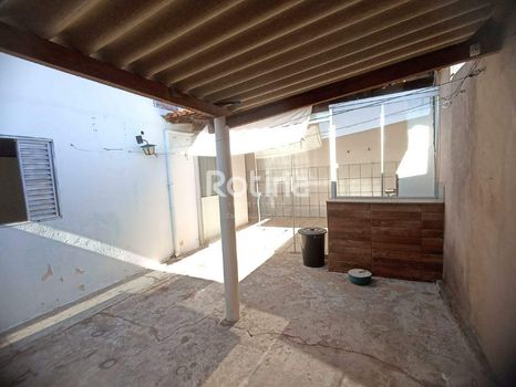 Foto 23 do(a) Casa em Condomínio de 3 quartos à venda em Santa Rosa, Uberlândia