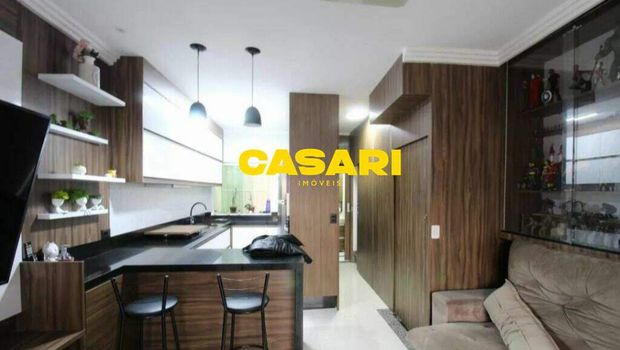 Foto 1 do(a) Casa de 2 quartos à venda em Vila Humaitá, Santo André