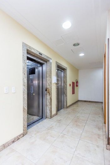 Foto 6 do(a) Flat de 3 quartos à venda em Teresópolis, Porto Alegre