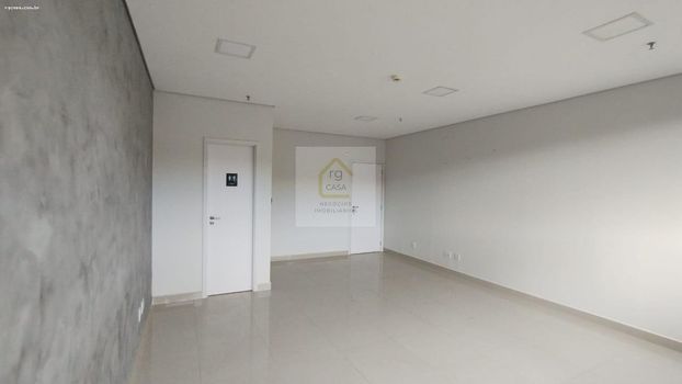 Foto 3 do(a) Sala / Conjunto Comercial de 1 quartos à venda em Vila Mogilar, Mogi das Cruzes