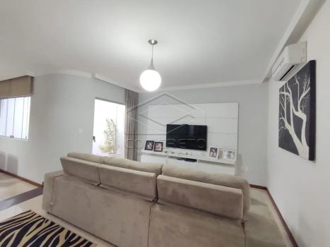 Foto 4 do(a) Casa de 2 quartos à venda em Vila Carolina, Bauru
