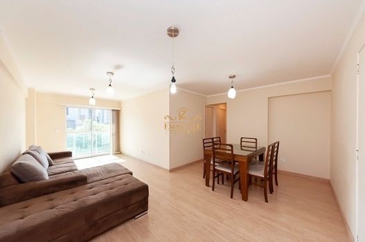 Foto 2 do(a) Apartamento de 2 quartos para alugar em Vila Izabel, Curitiba