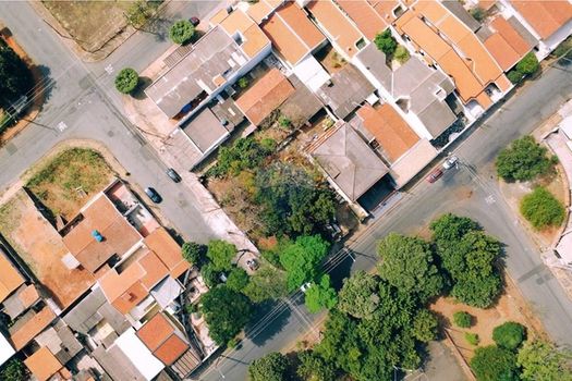 Foto 15 do(a) Terreno false à venda em Vila Bertini, Americana