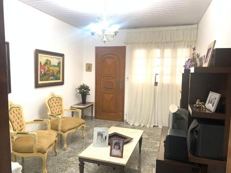 Foto 1 do(a) Casa de 3 quartos à venda em Jardim Itália, São Paulo